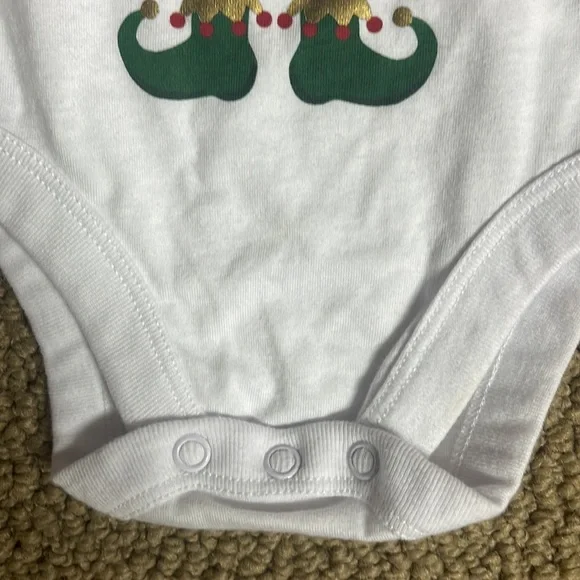 Holiday Time onesie 0 - 3 months. Great condition! - Picture 4 of 5